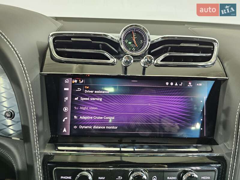 Позашляховик / Кросовер Bentley Bentayga 2021 в Києві фото 36 Позашляховик / Кросовер Bentley Bentayga 2021 в Києві