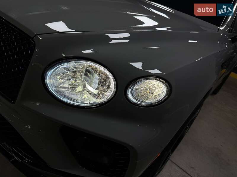 Позашляховик / Кросовер Bentley Bentayga 2022 в Києві фото 36 Позашляховик / Кросовер Bentley Bentayga 2022 в Києві