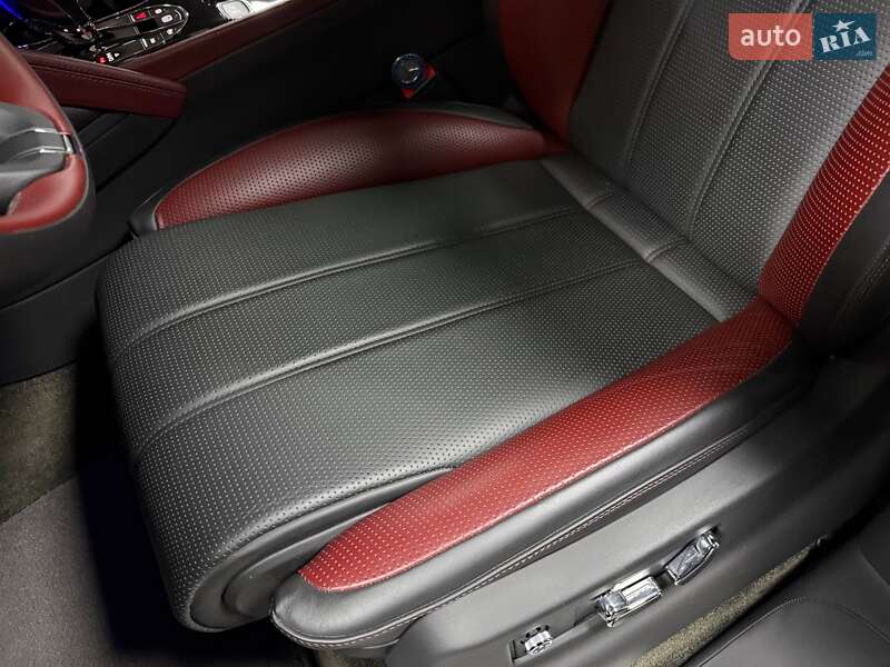 Позашляховик / Кросовер Bentley Bentayga 2022 в Києві фото 61 Позашляховик / Кросовер Bentley Bentayga 2022 в Києві