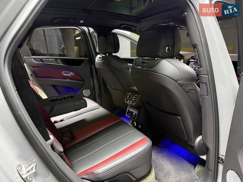Позашляховик / Кросовер Bentley Bentayga 2022 в Києві фото 97 Позашляховик / Кросовер Bentley Bentayga 2022 в Києві