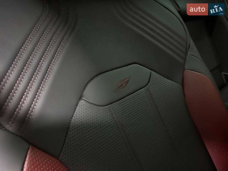 Позашляховик / Кросовер Bentley Bentayga 2022 в Києві фото 101 Позашляховик / Кросовер Bentley Bentayga 2022 в Києві