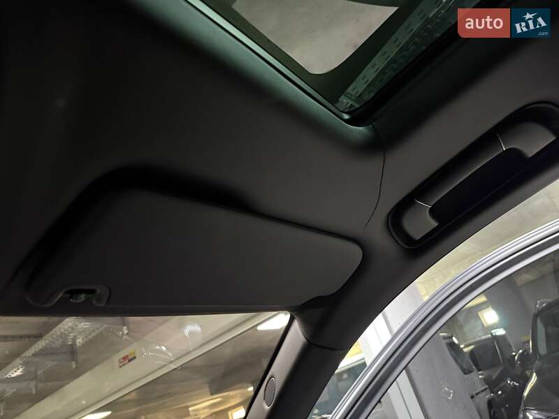 Позашляховик / Кросовер Bentley Bentayga 2022 в Києві фото 54 Позашляховик / Кросовер Bentley Bentayga 2022 в Києві