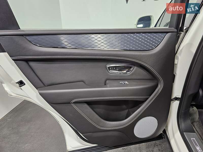Внедорожник / Кроссовер Bentley Bentayga 2021 в Киеве фото 11 Внедорожник / Кроссовер Bentley Bentayga 2021 в Киеве