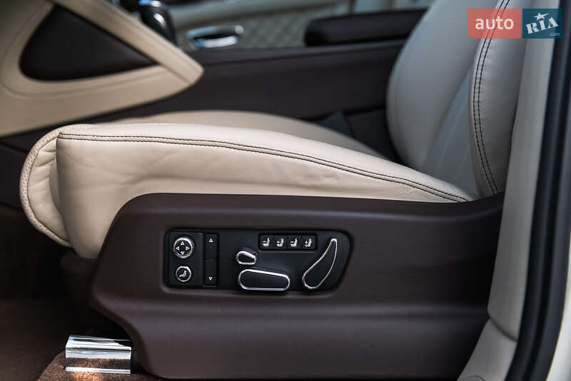 Внедорожник / Кроссовер Bentley Bentayga 2021 в Мукачево фото 36 Внедорожник / Кроссовер Bentley Bentayga 2021 в Мукачево