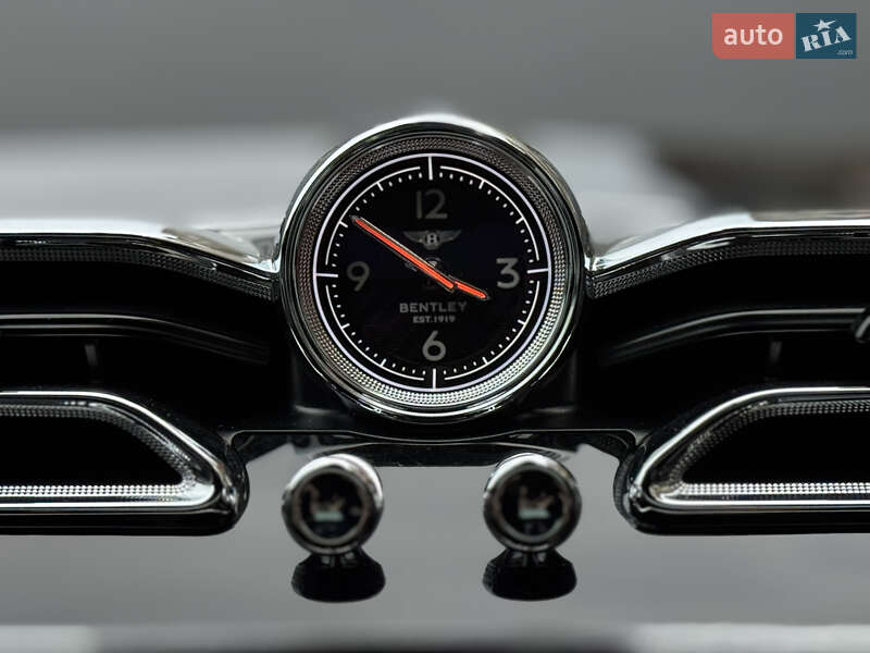 Внедорожник / Кроссовер Bentley Bentayga 2020 в Киеве