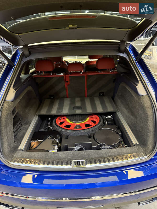 Внедорожник / Кроссовер Bentley Bentayga 2017 в Черновцах