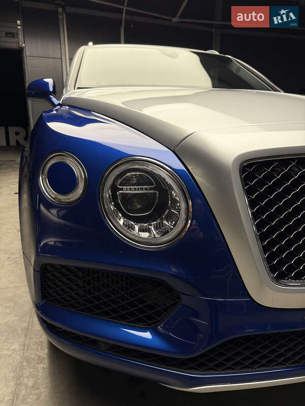 Внедорожник / Кроссовер Bentley Bentayga 2017 в Черновцах
