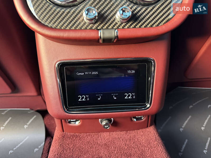 Внедорожник / Кроссовер Bentley Bentayga 2021 в Киеве