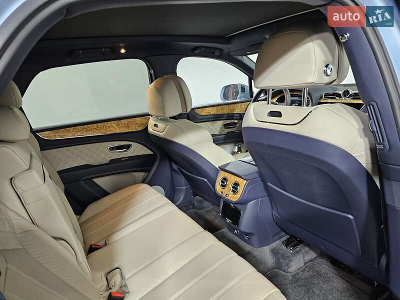 Внедорожник / Кроссовер Bentley Bentayga 2022 в Киеве фото 15 Внедорожник / Кроссовер Bentley Bentayga 2022 в Киеве