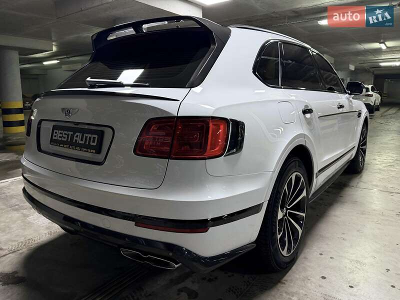 Внедорожник / Кроссовер Bentley Bentayga 2018 в Киеве