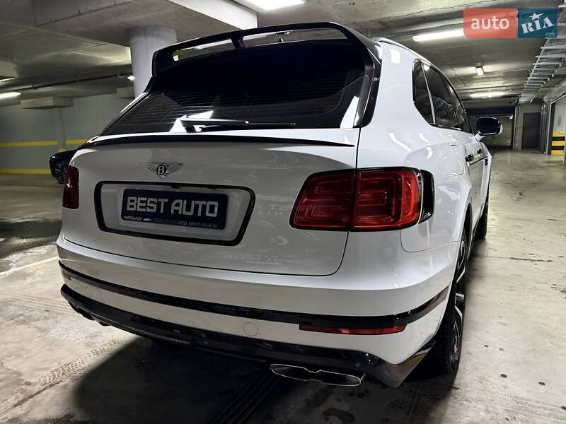 Внедорожник / Кроссовер Bentley Bentayga 2018 в Киеве