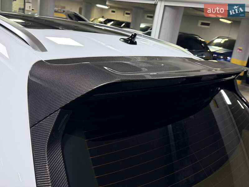 Внедорожник / Кроссовер Bentley Bentayga 2018 в Киеве