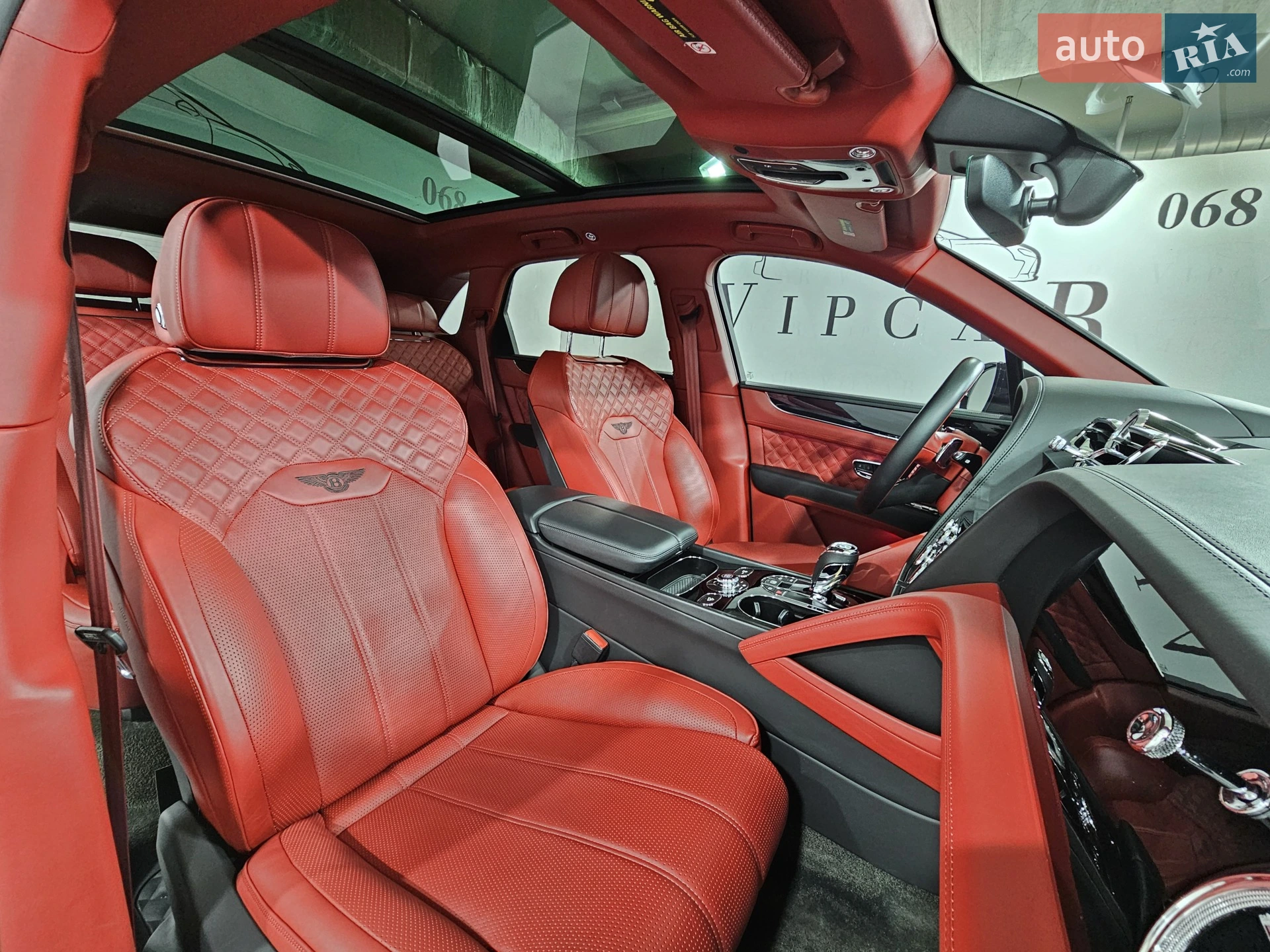 2021 Bentley Bentayga - мініатюра 7