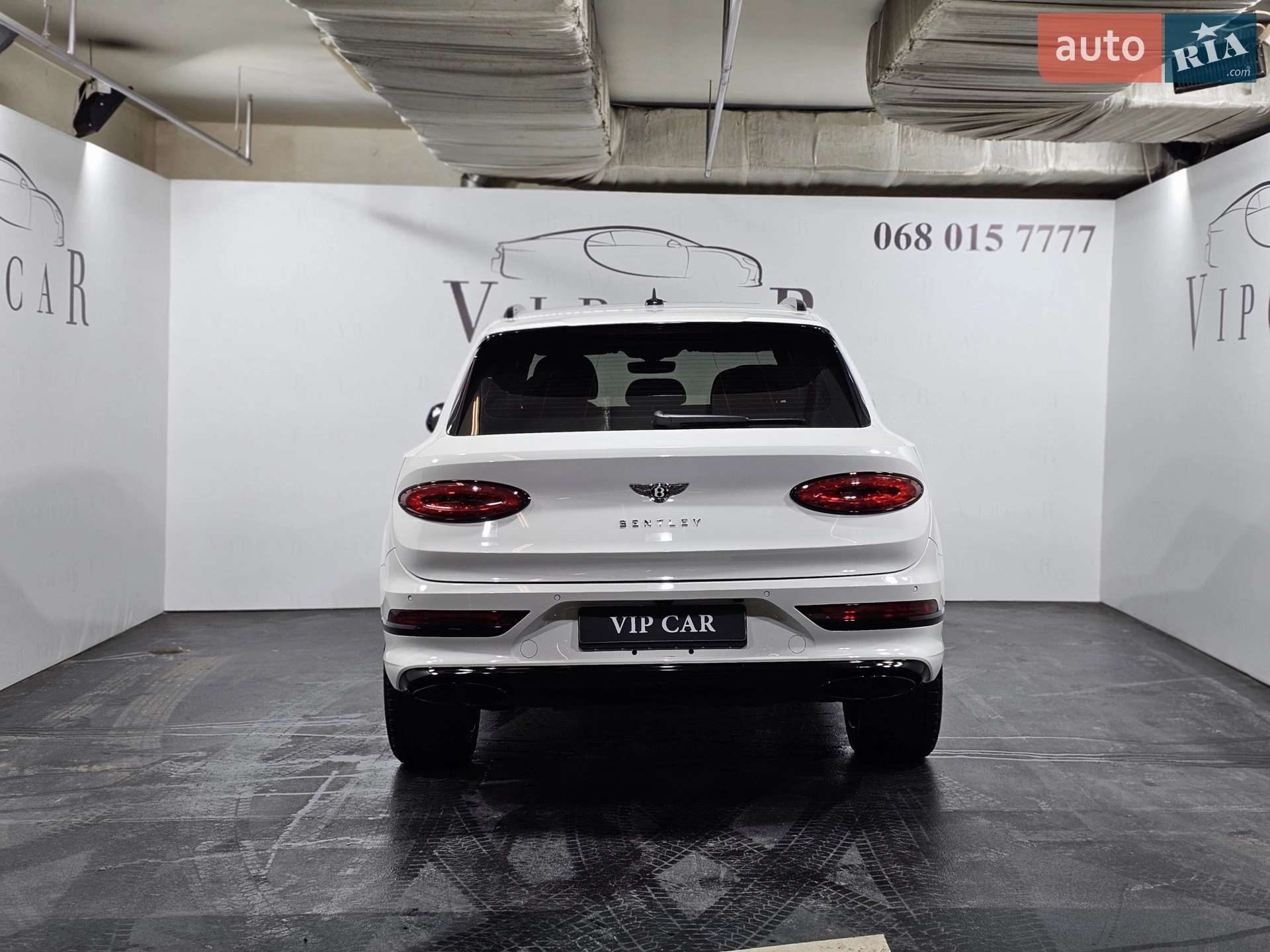 2021 Bentley Bentayga - мініатюра 10