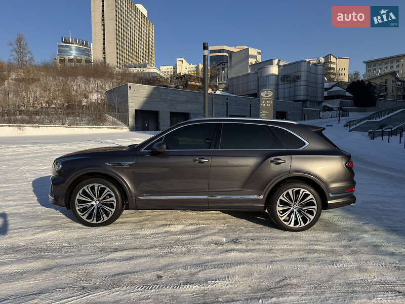 Позашляховик / Кросовер Bentley Bentayga 2023 в Києві фото 4 Позашляховик / Кросовер Bentley Bentayga 2023 в Києві