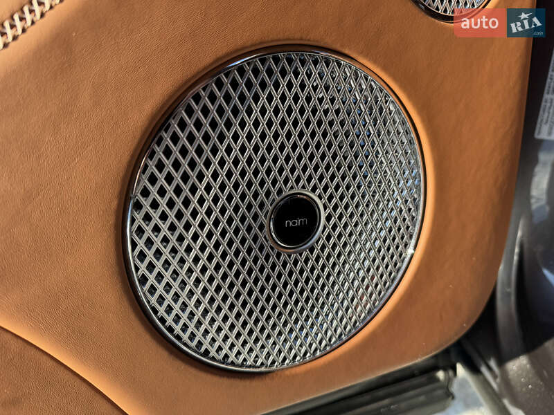 Позашляховик / Кросовер Bentley Bentayga 2023 в Києві фото 17 Позашляховик / Кросовер Bentley Bentayga 2023 в Києві