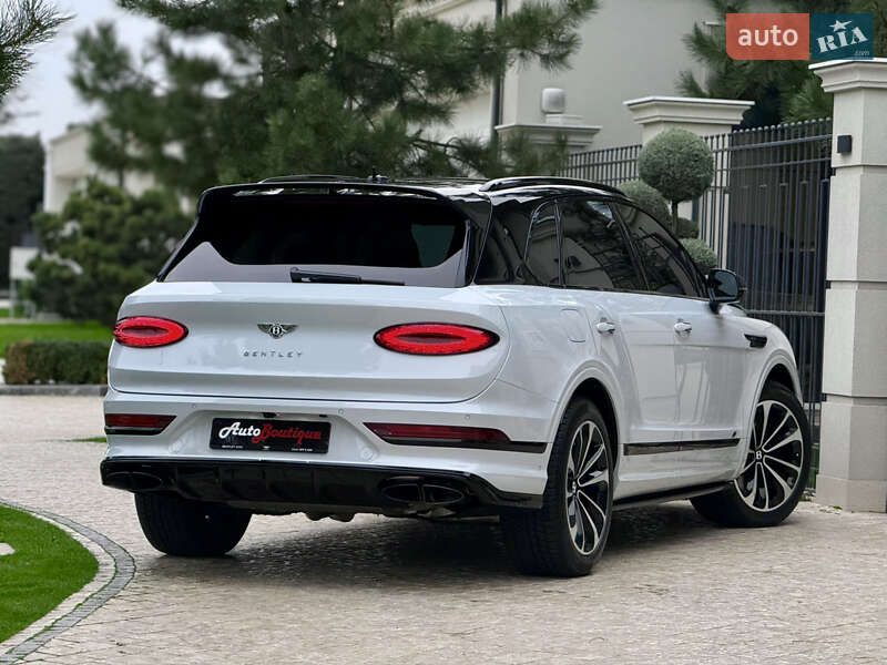 Позашляховик / Кросовер Bentley Bentayga 2024 в Одесі