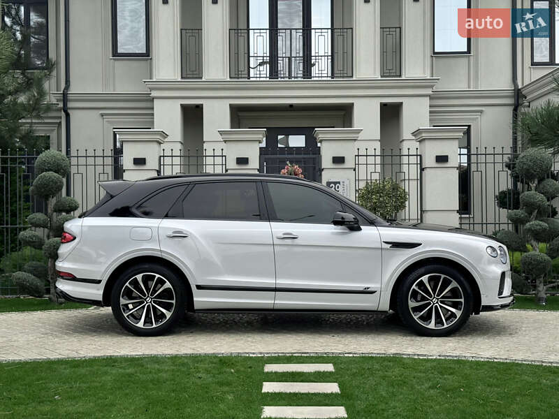 Позашляховик / Кросовер Bentley Bentayga 2024 в Одесі