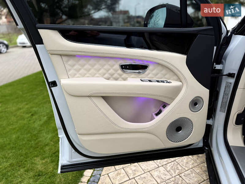 Позашляховик / Кросовер Bentley Bentayga 2024 в Одесі