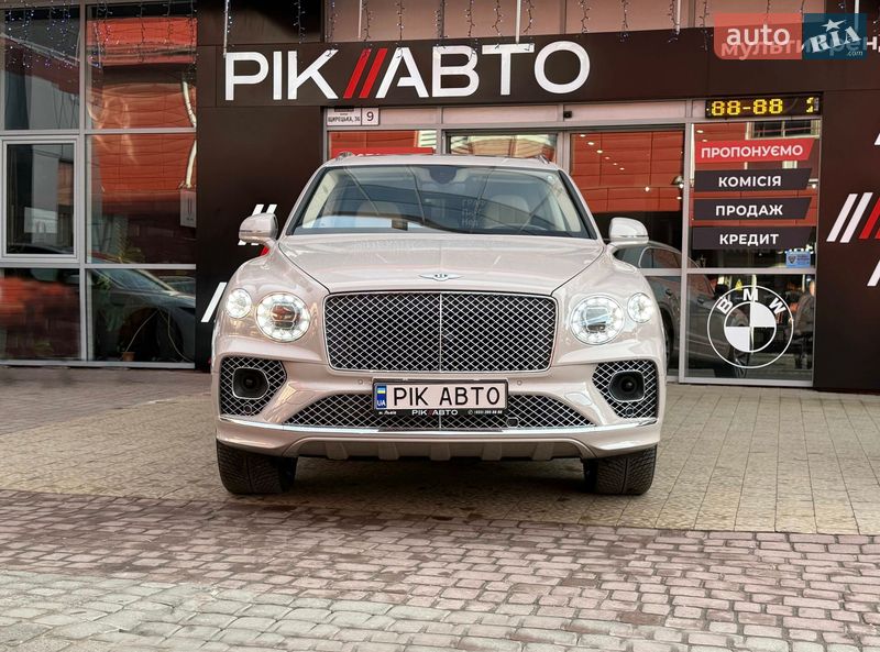 Внедорожник / Кроссовер Bentley Bentayga 2023 в Львове