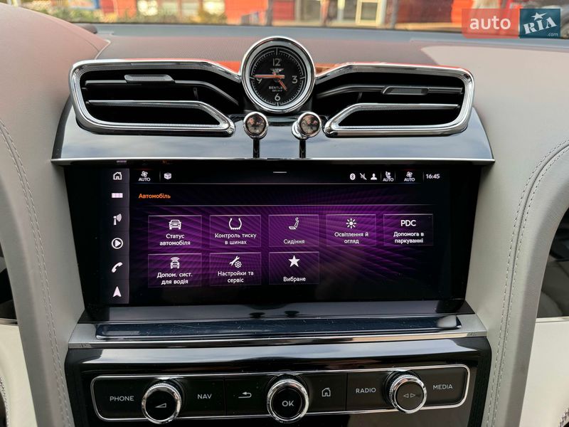 Внедорожник / Кроссовер Bentley Bentayga 2023 в Львове