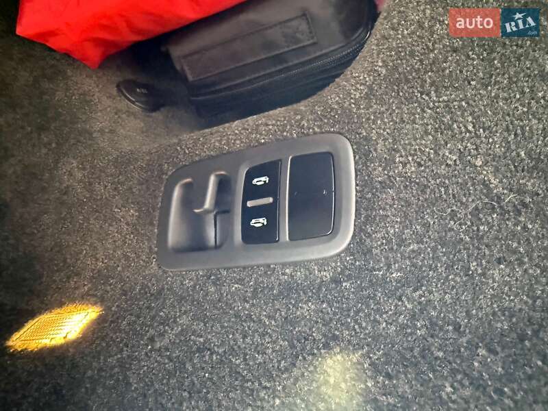 Внедорожник / Кроссовер Bentley Bentayga 2023 в Львове