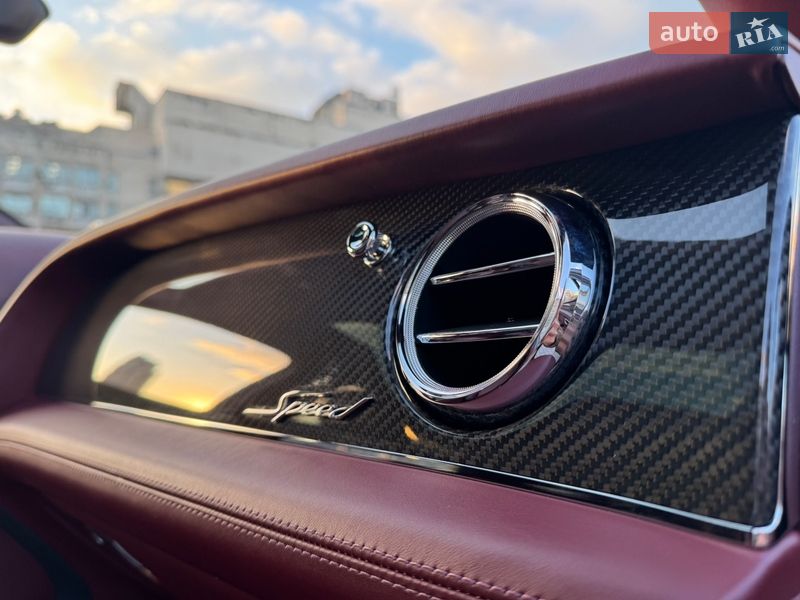 Внедорожник / Кроссовер Bentley Bentayga 2021 в Киеве