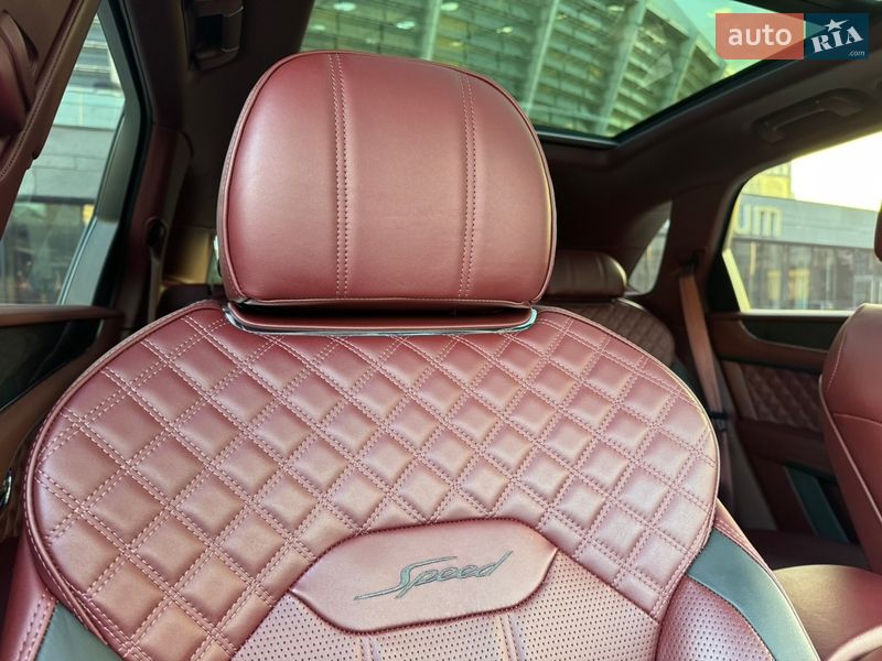 Внедорожник / Кроссовер Bentley Bentayga 2021 в Киеве