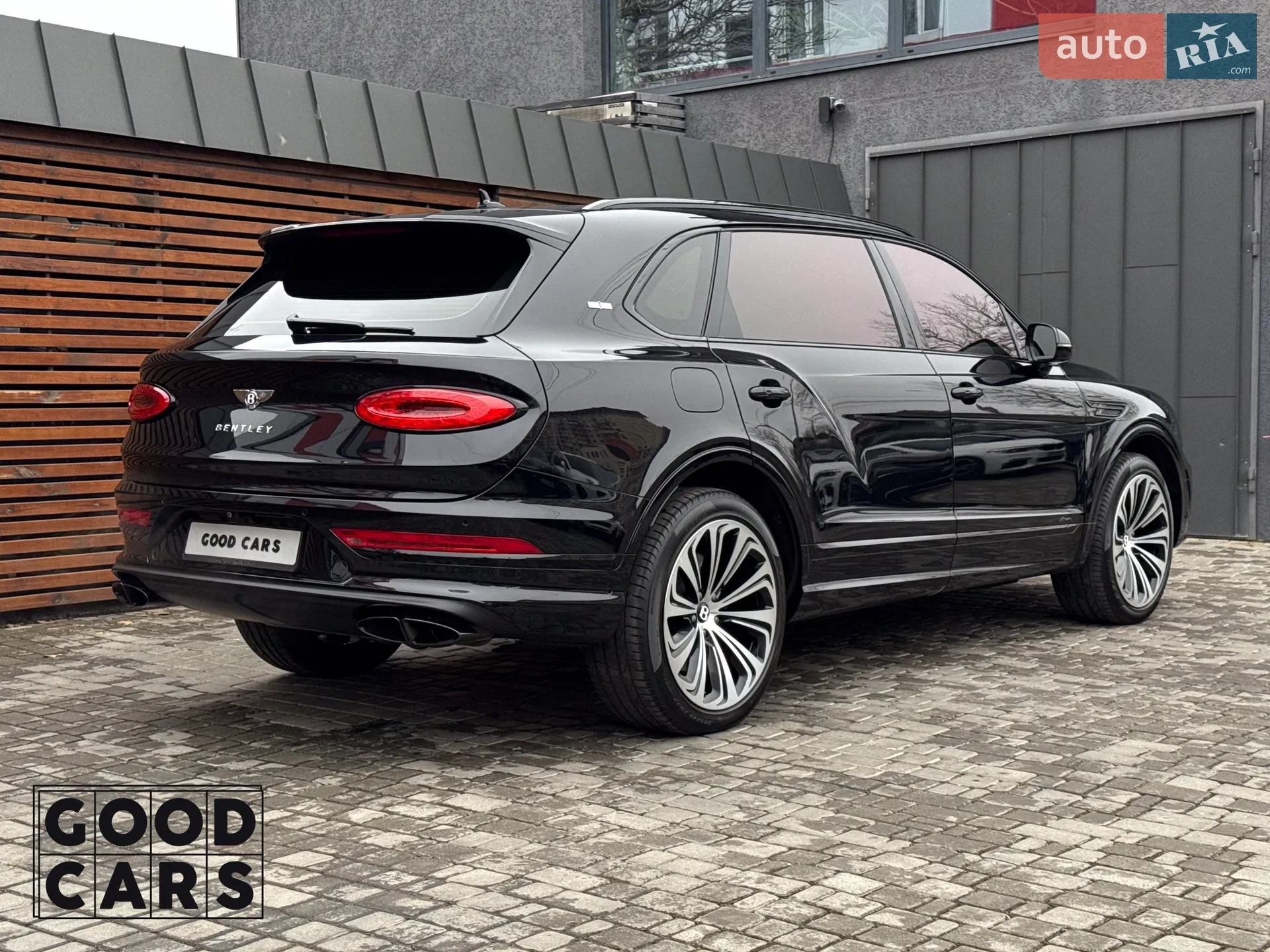 2022 Bentley Bentayga - мініатюра 7