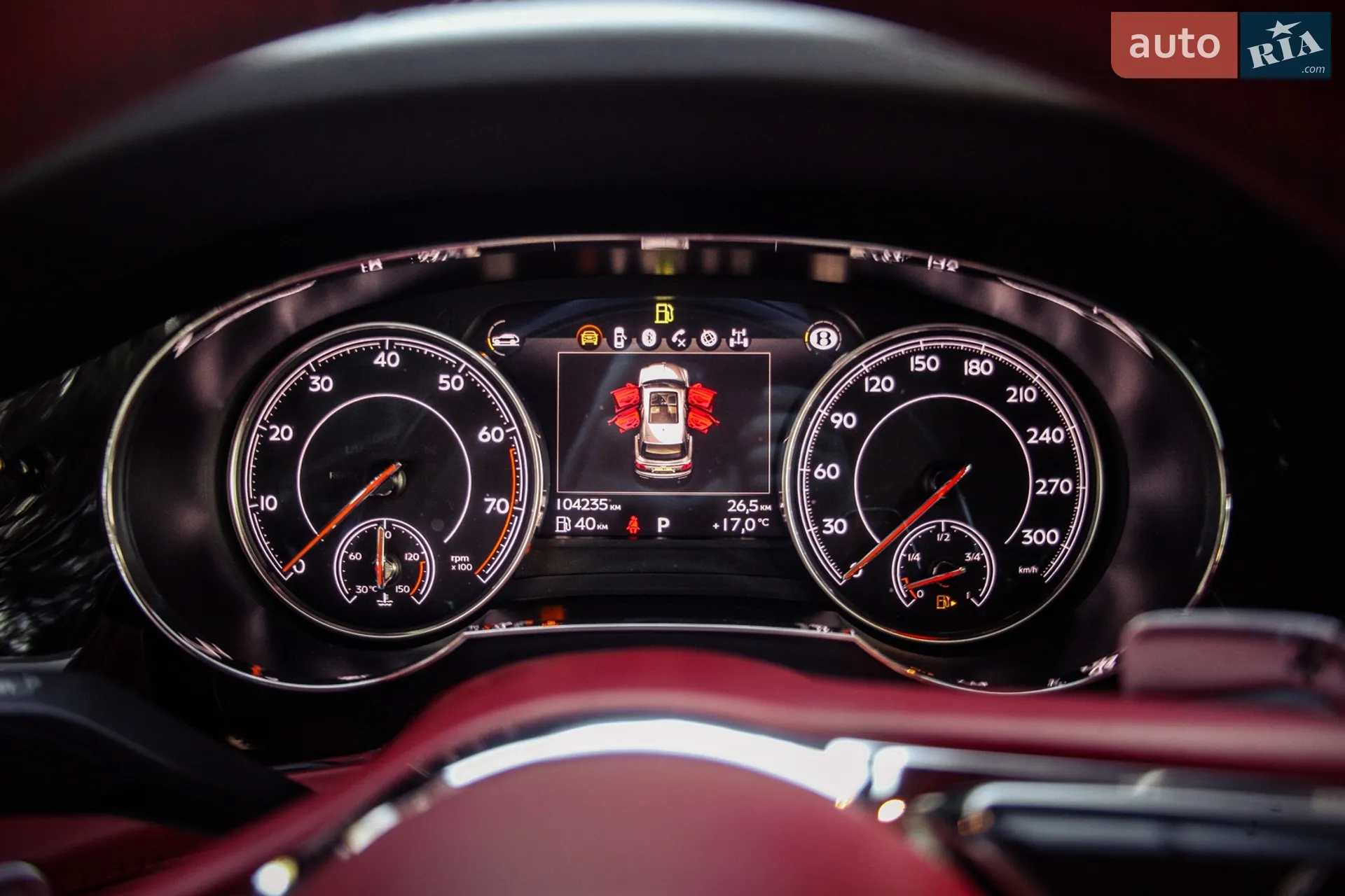 2017 Bentley Bentayga - мініатюра 26