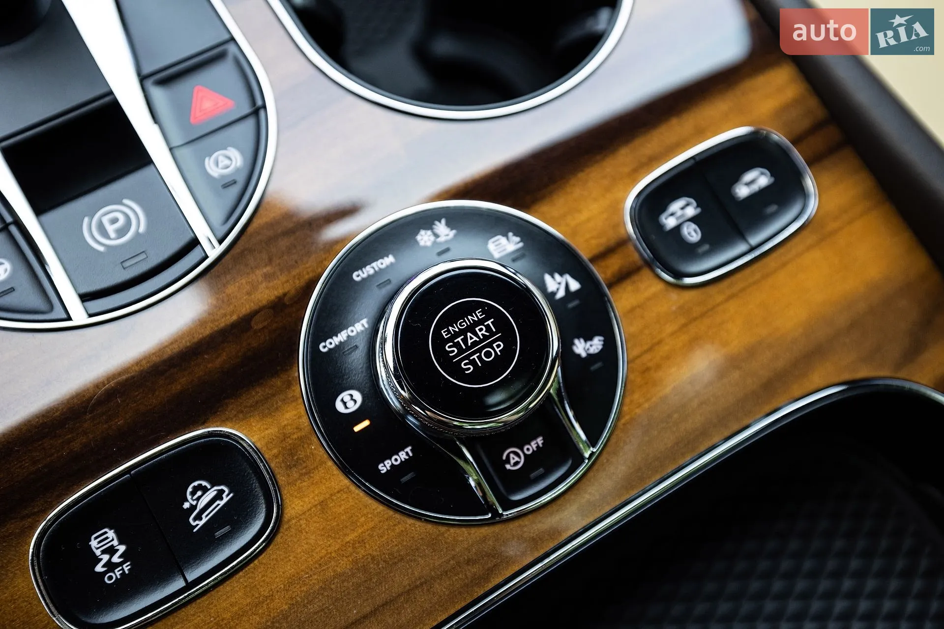 2017 Bentley Bentayga - мініатюра 49
