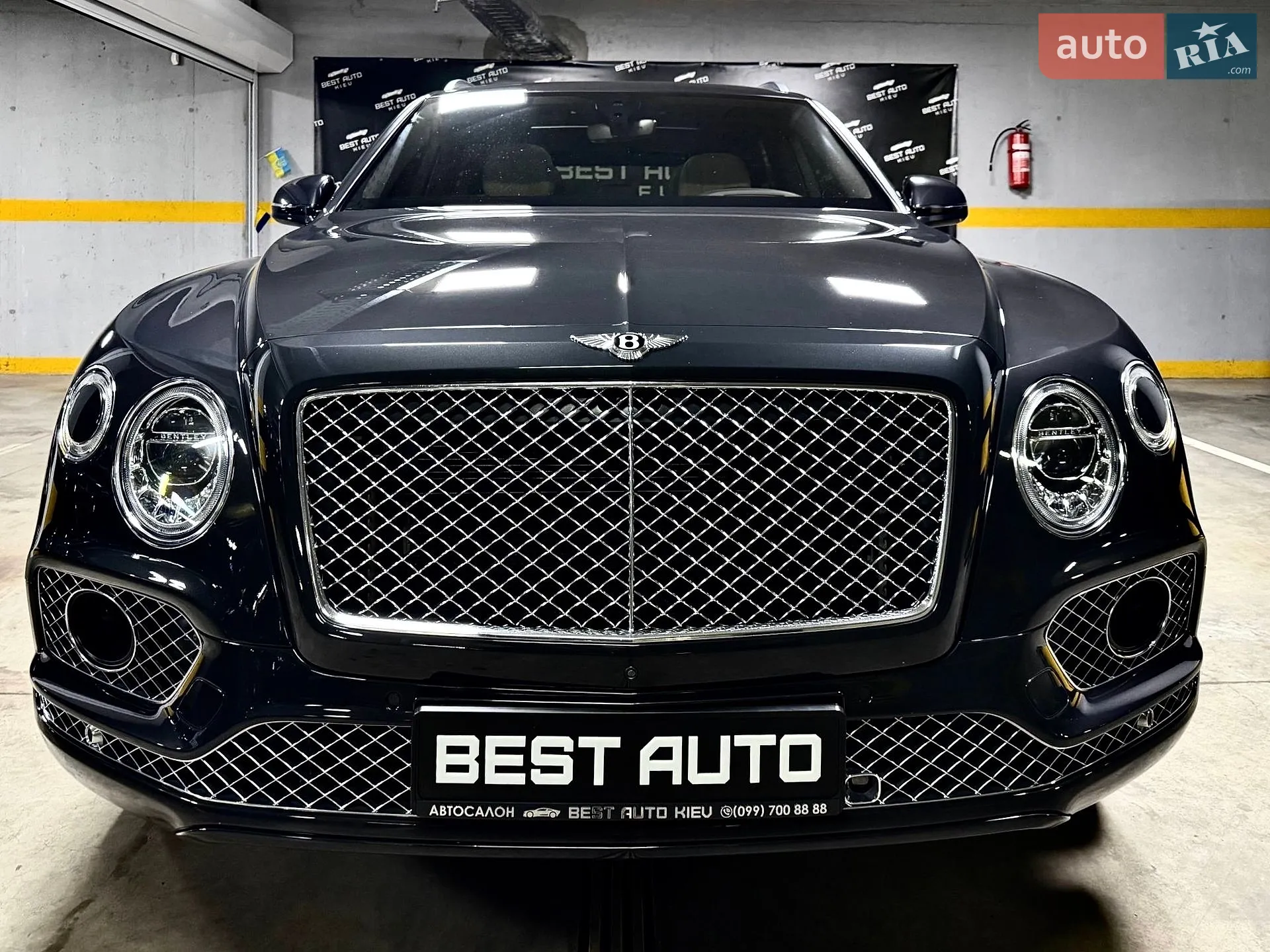2016 Bentley Bentayga - мініатюра 3