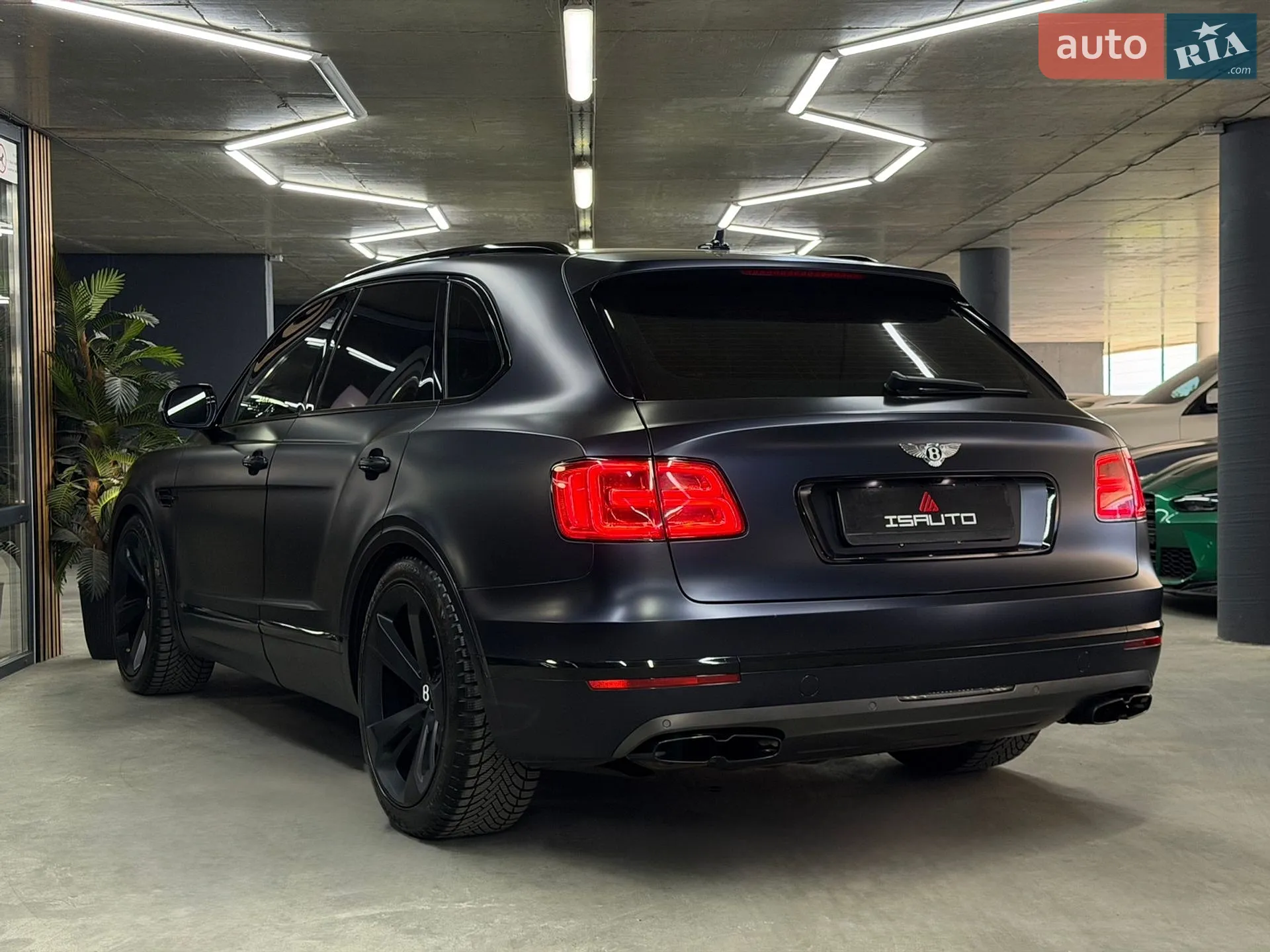 2018 Bentley Bentayga - мініатюра 11