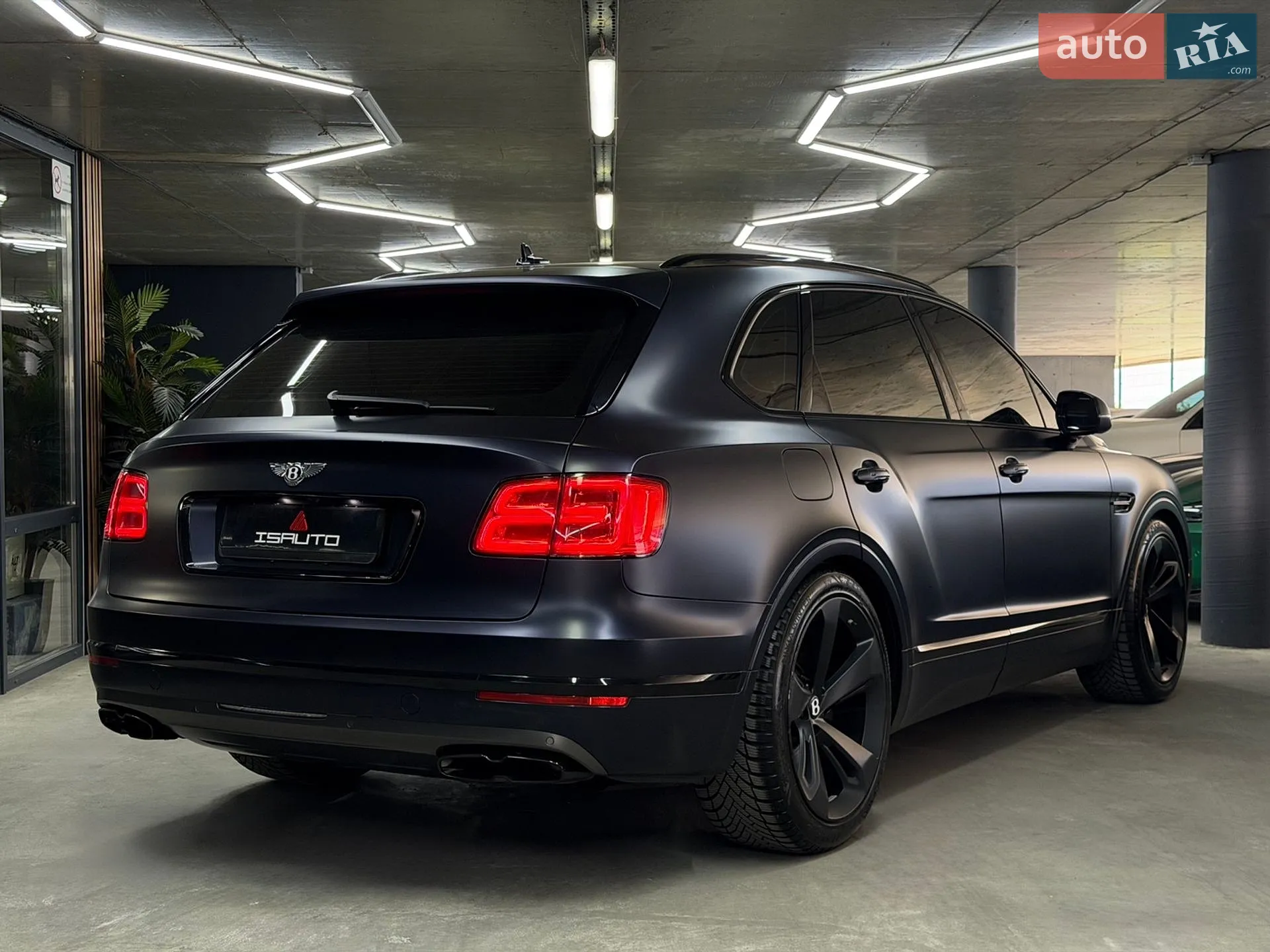 2018 Bentley Bentayga - мініатюра 16