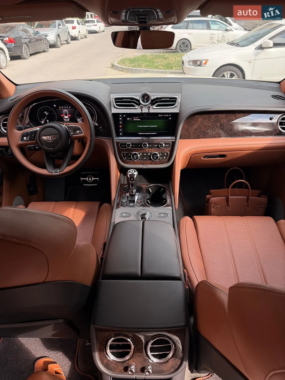 2022 Bentley Bentayga - мініатюра 15