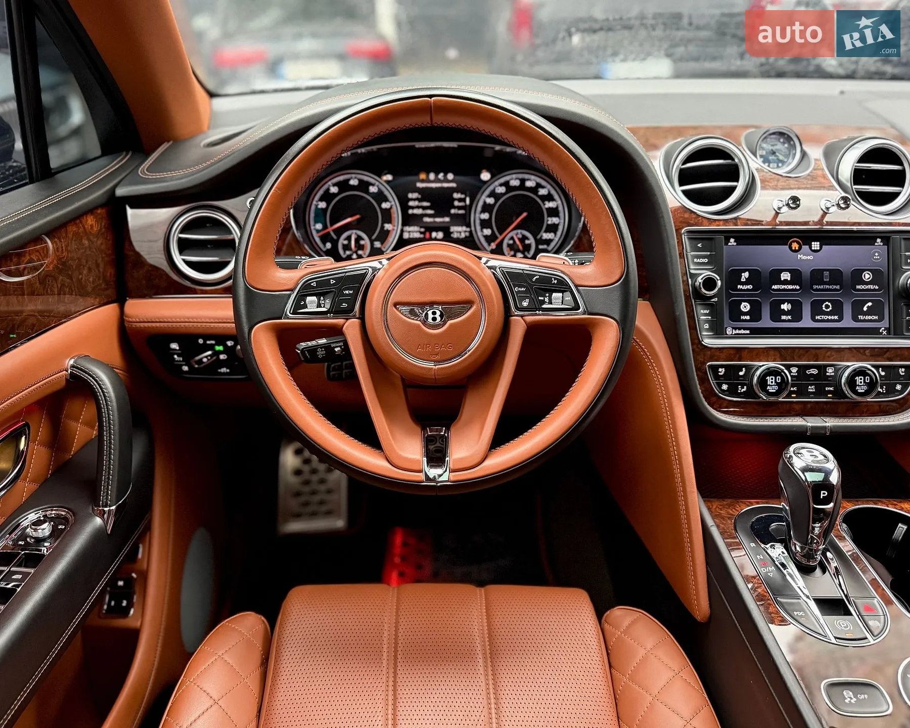 2018 Bentley Bentayga - мініатюра 27