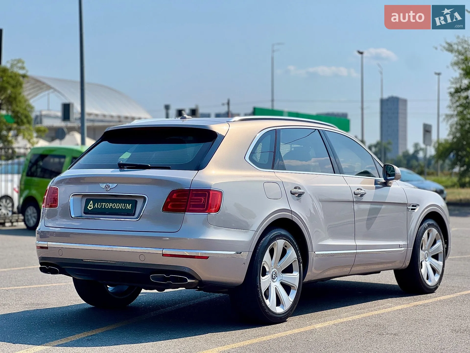 2020 Bentley Bentayga - мініатюра 10