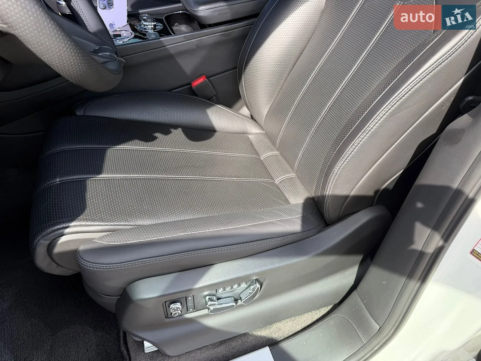 2020 Bentley Bentayga - мініатюра 14