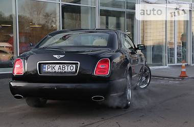 Купе Bentley Brooklands 2010 в Киеве