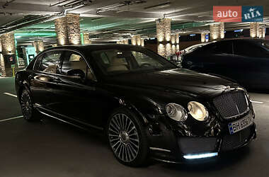Седан Bentley Continental Flying Spur 2005 в 