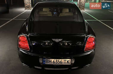 Седан Bentley Continental Flying Spur 2005 в 