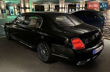 Седан Bentley Continental Flying Spur 2005 в 
