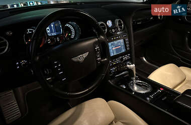 Седан Bentley Continental Flying Spur 2005 в 