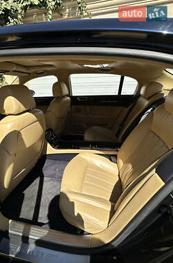 Седан Bentley Continental Flying Spur 2007 в 