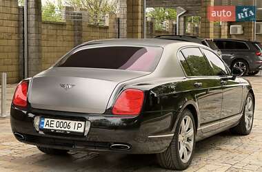 Седан Bentley Continental Flying Spur 2007 в 