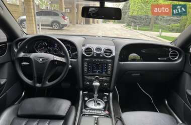 Седан Bentley Continental Flying Spur 2007 в 