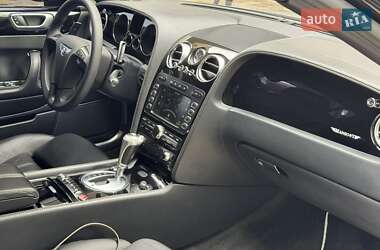Седан Bentley Continental Flying Spur 2007 в 