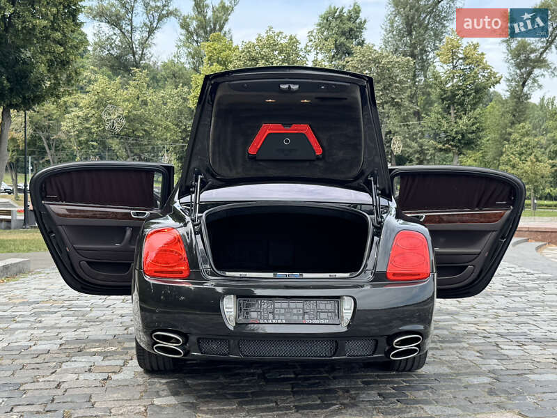 Седан Bentley Continental Flying Spur 2008 в Киеве