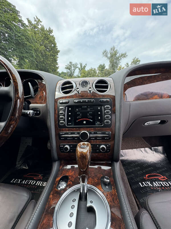 Седан Bentley Continental Flying Spur 2008 в Киеве