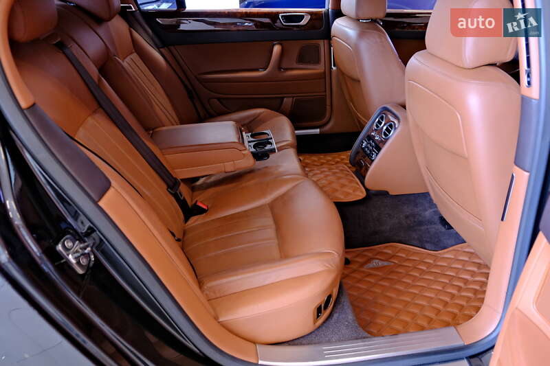 Седан Bentley Continental Flying Spur 2007 в Одессе фото 47 Седан Bentley Continental Flying Spur 2007 в Одессе